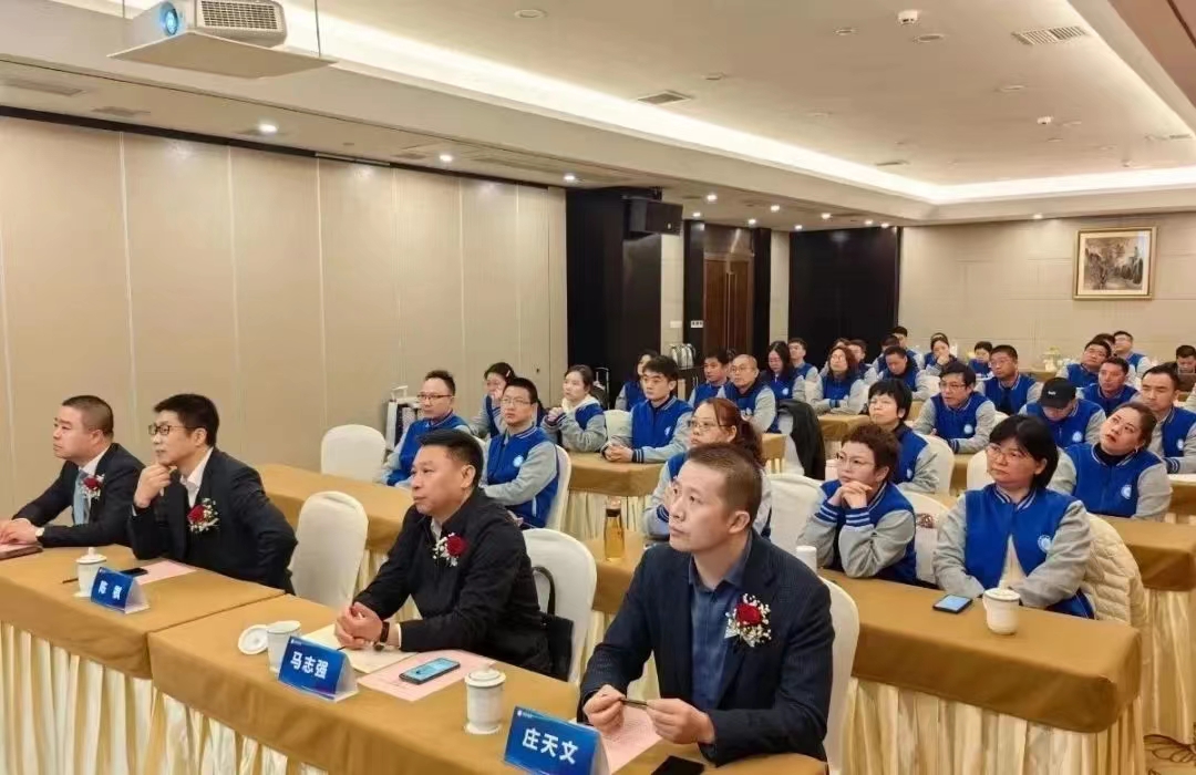 6553194e1efe5.jpg bc7265c50344e733db836eee3b16270.jpg