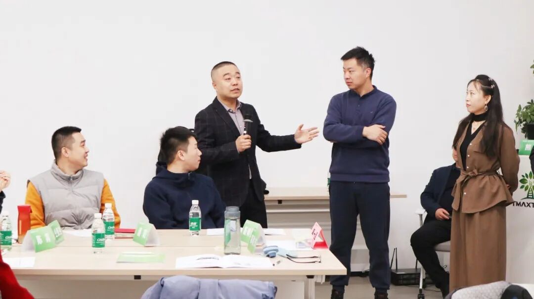 698559952e0b9.jpg 6834832e45d40be21255247fbd674bf0.jpg